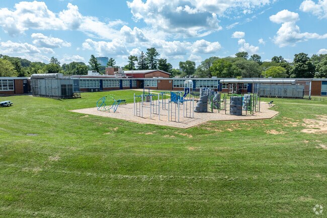 Cromwell Valley Elementary Regional Magnet School of Technology in Baltimore helps kids succeed.