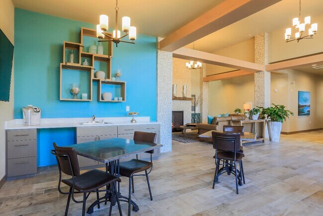 Axis Apartments, Everett, WA 98204 - photo 7