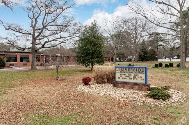 Riverside Elementary School