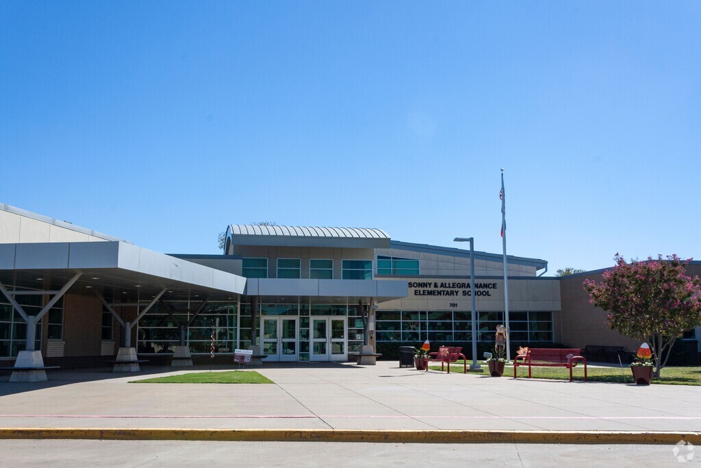 Welcome to Sonny & Allegra Nance Elementary School in Watersbend.