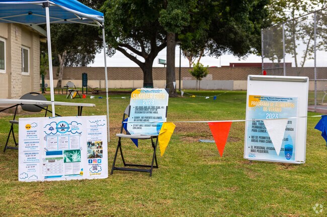 Coolidge Park hosts a summer food program that Starr King, CA residents can attend.