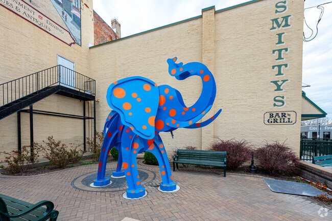 Visitors to downtown Wabash will see many elephants, an homage to the city's famous pachyderm, Modoc.