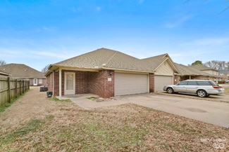 1667 N Evening Shade Dr Unit 1667 N. Evening Shade Dr., Fayetteville, AR 72703