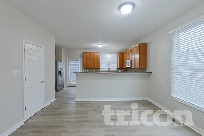 3301 N Mester St, Saint Charles, MO 63301 - photo 6