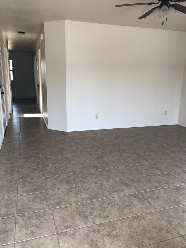 260 Ashley Dr unit 260, Russellville, AR 72802 - photo 4