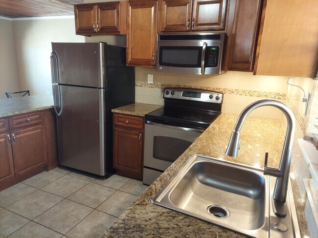 327 Lee Ave, Satellite Beach, FL 32937 - photo 5