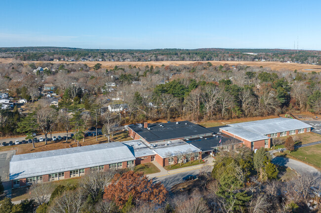 Daniel Webster Elementary School in Marshfield received an A from Niche.