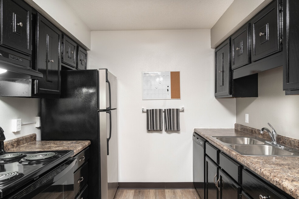 Thunder Ridge Apartments