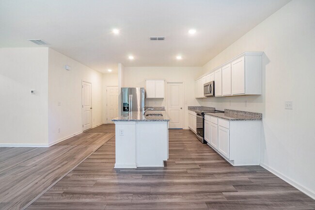 1026 Feldman Chase, Loganville, GA 30052 - photo 5