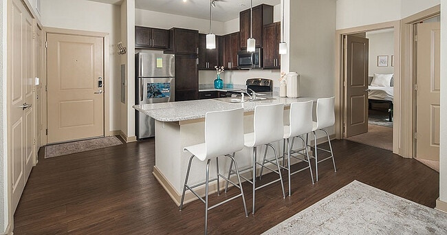 The Hayward Student Living, Eugene, OR 97401 - photo 3