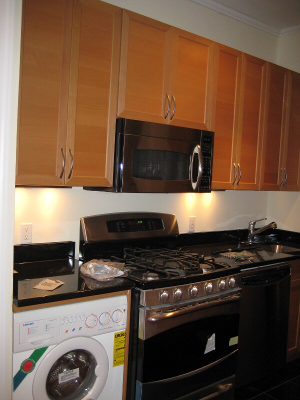 206 E 124th St, New York, NY 10035