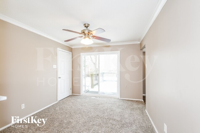 2335 Bramble Ln, Florissant, MO 63033 - photo 6