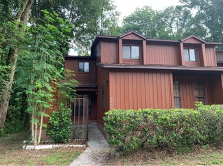 5868 SW 8th Place, Gainesville, FL 32607