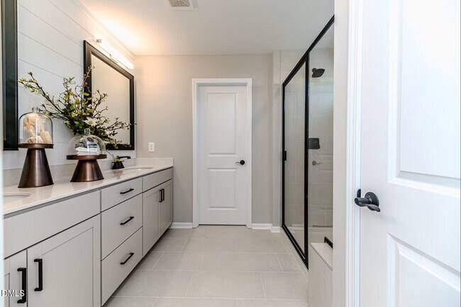 2004 Upland Ln, Durham, NC 27712 - photo 7