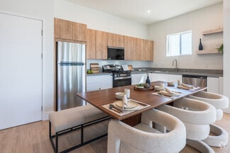 5050 W Russell Rd, Las Vegas, NV 89118