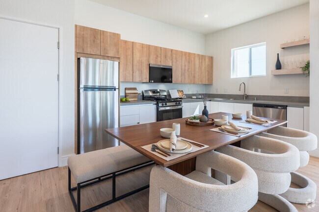 C1 - Kitchen & Dining Area