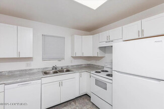 825 N Bliss St, Anchorage, AK 99508