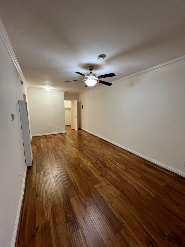 1616 Armacost Ave unit 8, Los Angeles, CA 90025 - photo 7