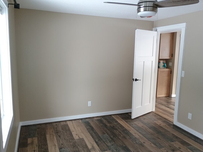 1935 7th St NW unit A, Faribault, MN 55021 - photo 6