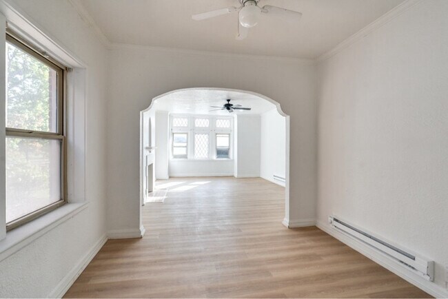 2828 S Moreland Blvd unit 3, Cleveland, OH 44120 - photo 6