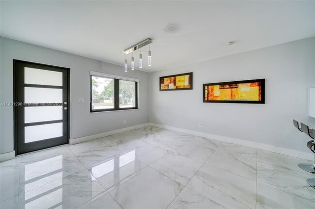 8620 SW 128th St, Miami, FL 33156 - photo 2