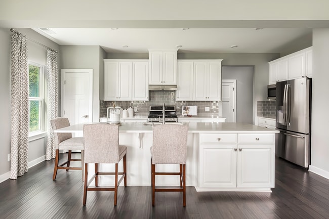 6917 Gentle Wind Ln, Whitestown, IN 46075 - photo 4