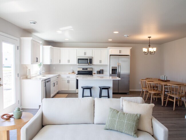 8860 Northern Lights Ave unit 38433419, Horace, ND 58047 - photo 2