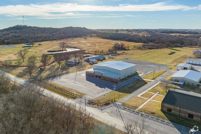 Twin Hill school challenges students by offering an all-encompassing curriculum.
