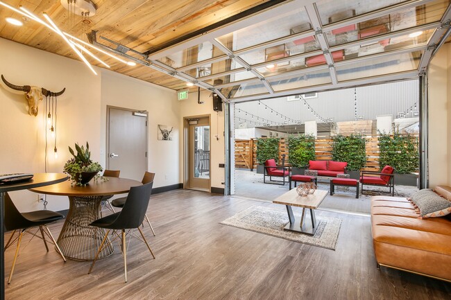 State of the Art - Community Room