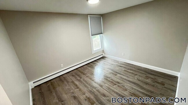 6 Henry Terrace unit 16, Worcester, MA 01607 - photo 2