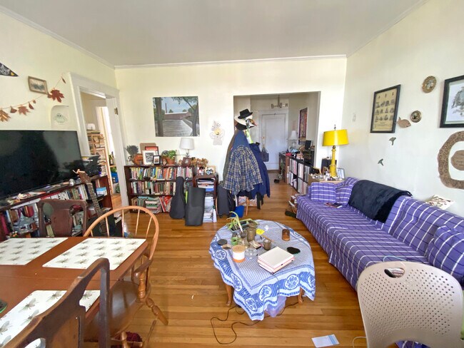 2031 Commonwealth Ave unit 12, Brighton, MA 02135 - photo 4