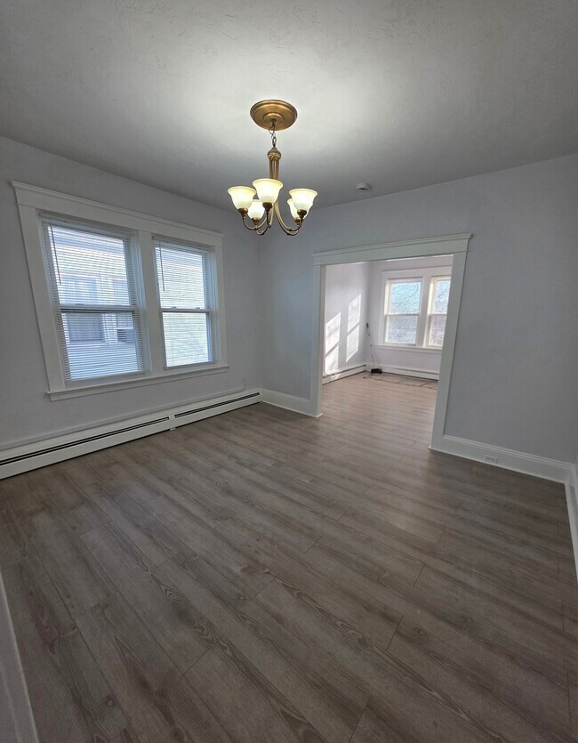 267 New York Ave unit Sevond FL, Providence, RI 02905 - photo 7