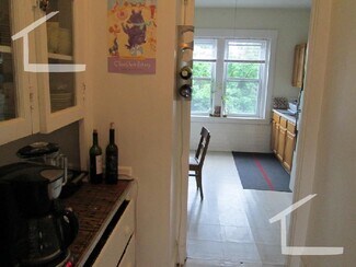 141 Fuller St Unit 2, Brookline, MA 02446