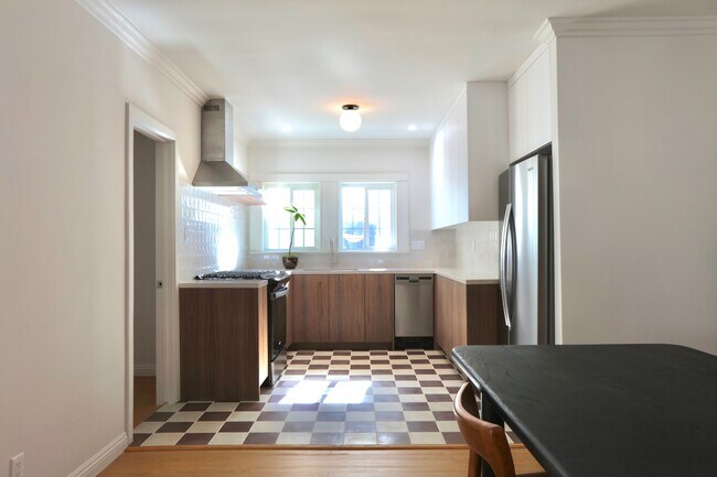 859 N Mansfield Ave unit 6900 Willoughby, Los Angeles, CA 90038 - photo 4