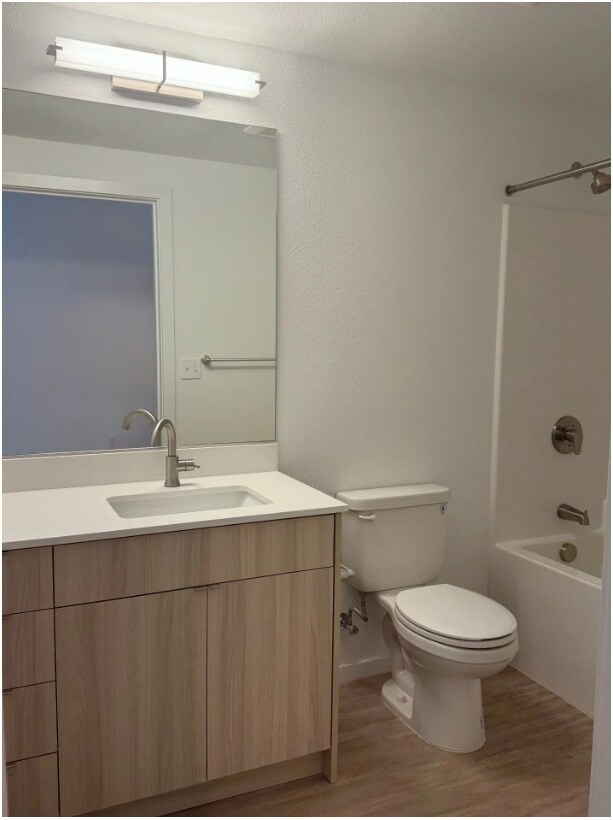 Junction Central, Seattle, WA 98116 - photo 4