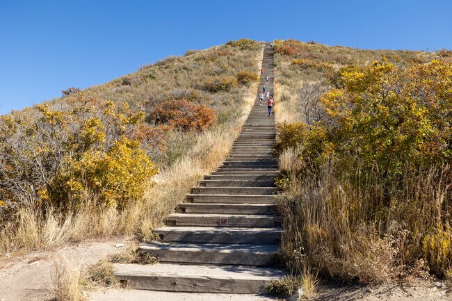 Stay active and energized by conquering the incline trail in Castle Highlands.