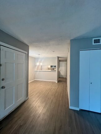 825 Red Bird Ln Unit 825D, Norman, OK 73072
