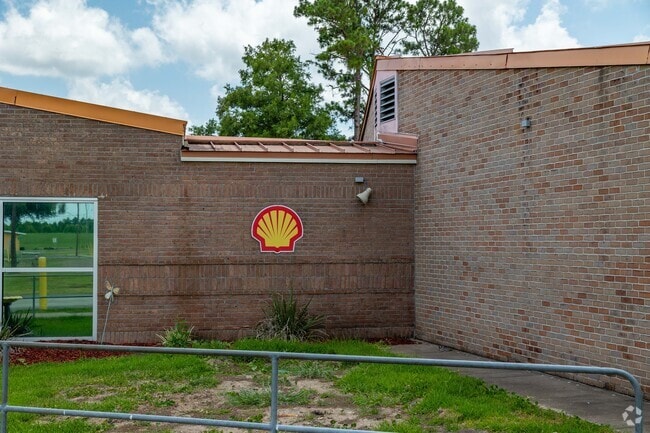 Norco Elementary partnered with Shell for bettering kids' education in Norco.