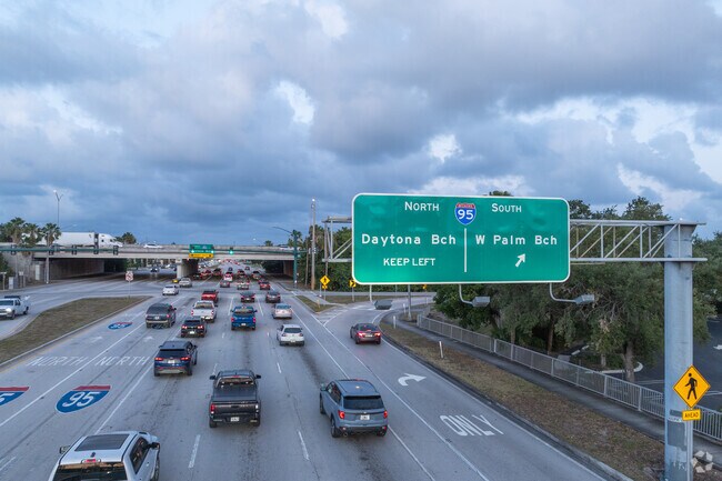 Interstate 95 is easily accessible from Steeplechase.