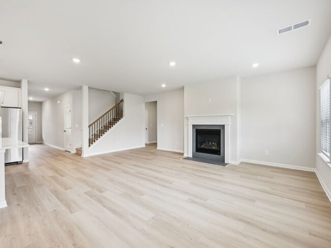 4427 Brick Tunnel St, Powder Springs, GA 30127 - photo 6