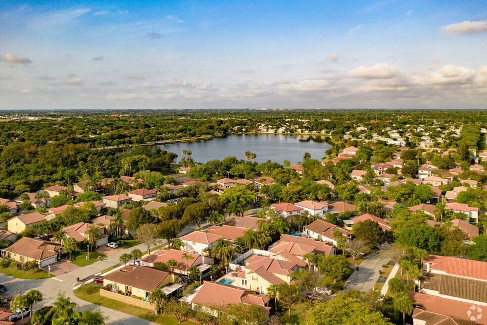 NH_WinstonPark_528133_P2_V1_BG_081524