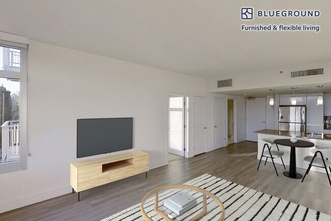 2400 W El Camino Real unit FL5-ID10395A, Mountain View, CA 94040 - photo 2