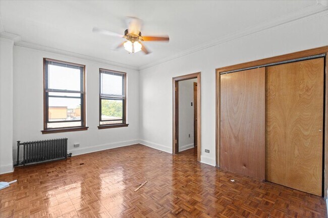 429 W Roscoe St unit 502, Chicago, IL 60657 - photo 2