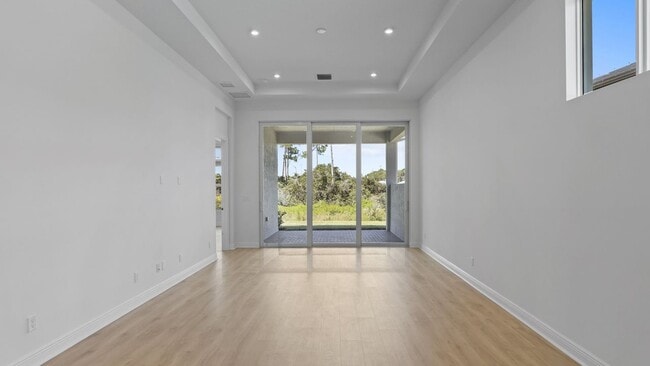 423 SE Via Sangro, Port Saint Lucie, FL 34952 - photo 5