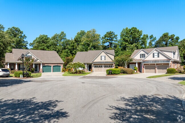 Many of the newer homes in Holly Tree have small yards and sit close together.