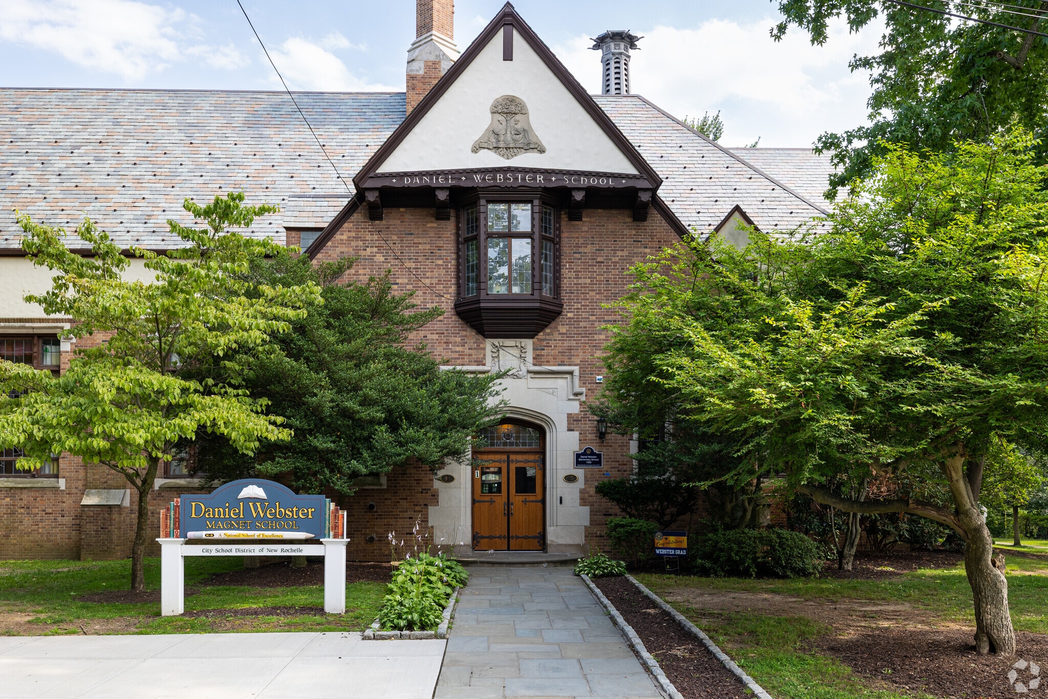 174 Coligni Ave, New Rochelle, NY 10801 MLS ONEH6267672