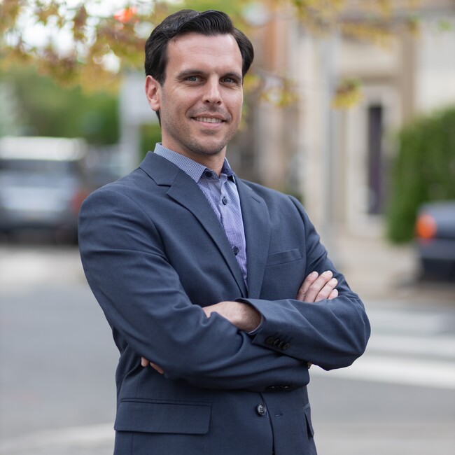 Agent Photo