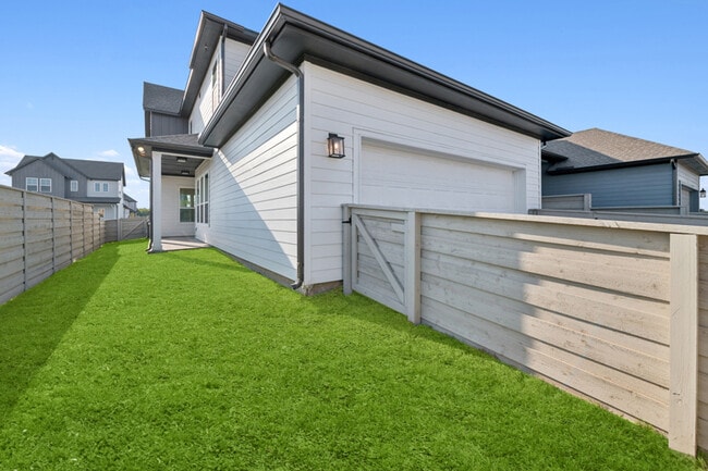 5515 Bonfire Aly, Manvel, TX 77578 - photo 3