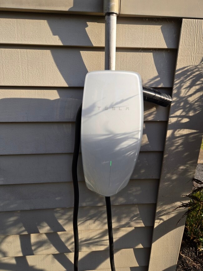 554 Logan St, Frederick, MD 21701 - photo 4