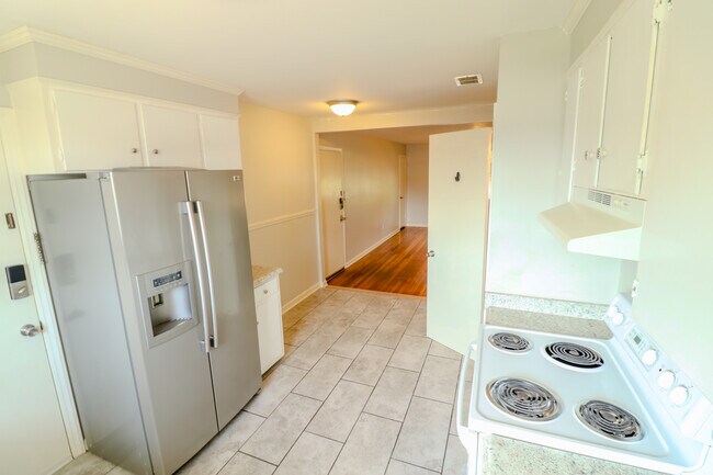 9 Berkley Place unit 3, Savannah, GA 31405 - photo 7